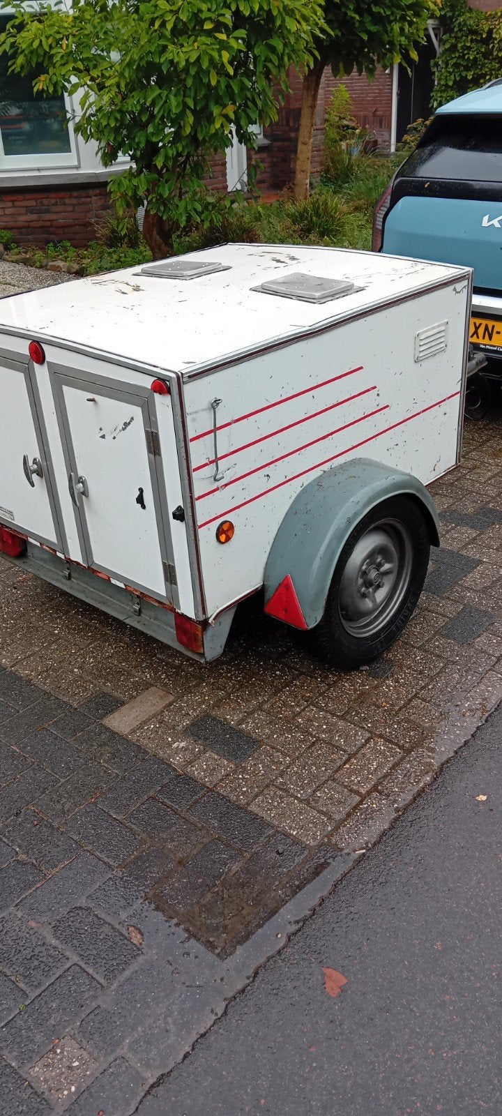 Hondentrailer met 2 compartimenten, Ophalen of Verzenden, Gebruikt