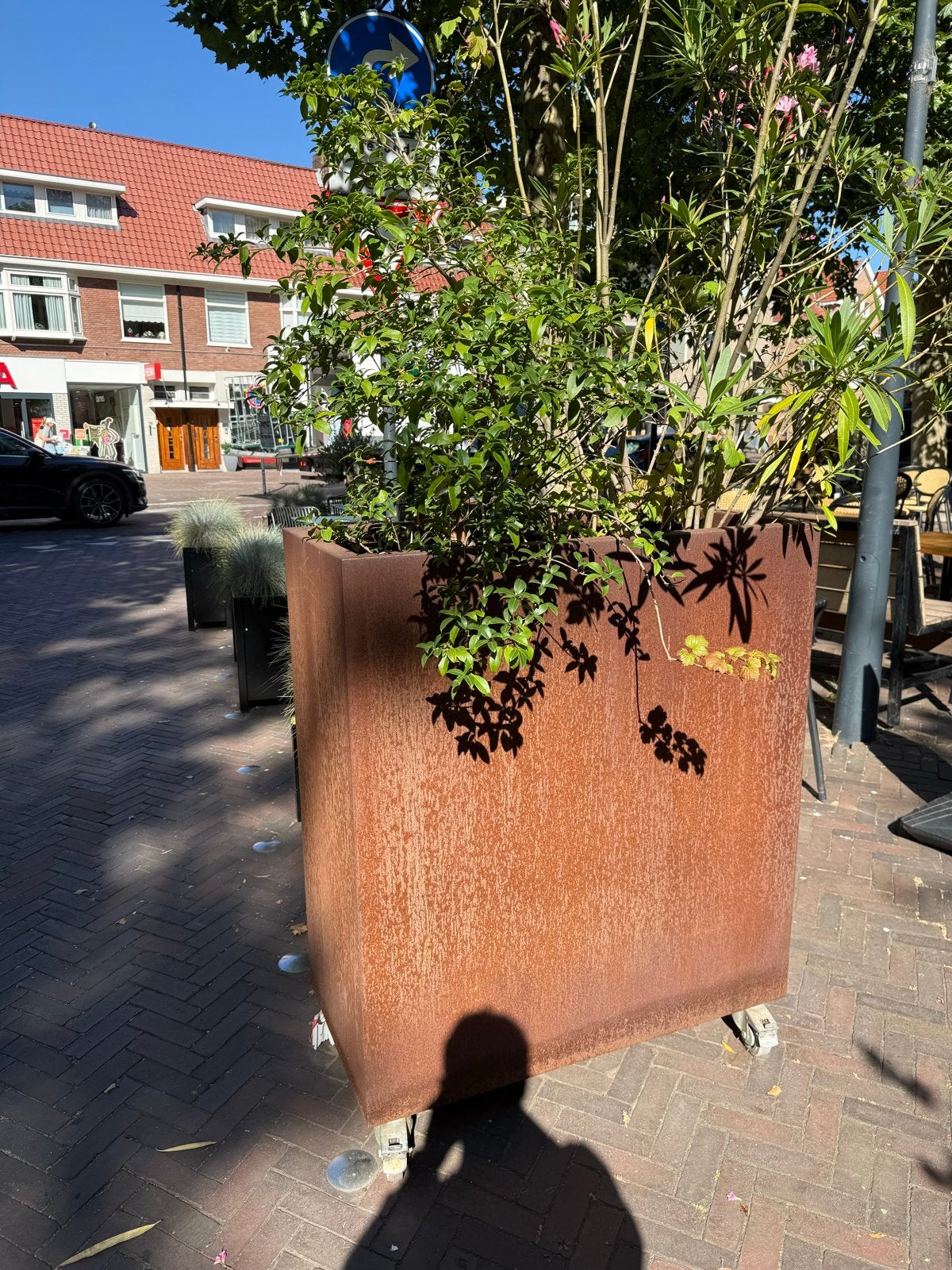 Grote Cortenstaal Bloembak op Wielen - Roestbruin, Ophalen, Gebruikt, Binnen, Metaal