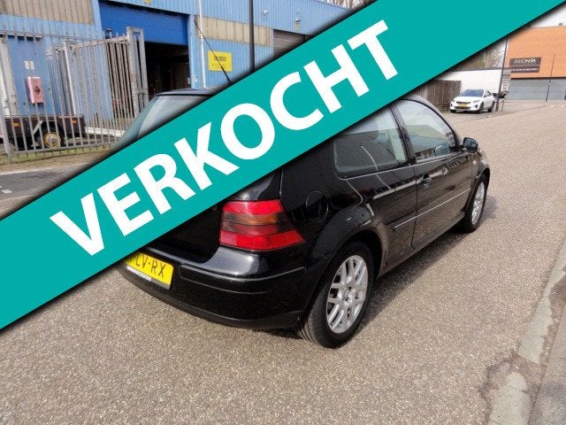 Volkswagen Golf 2.3 V5 {Automaat }Leer NAP Airco Nieuwe Apk, Auto's, Gebruikt, Zwart, Bedrijf, 650 kg