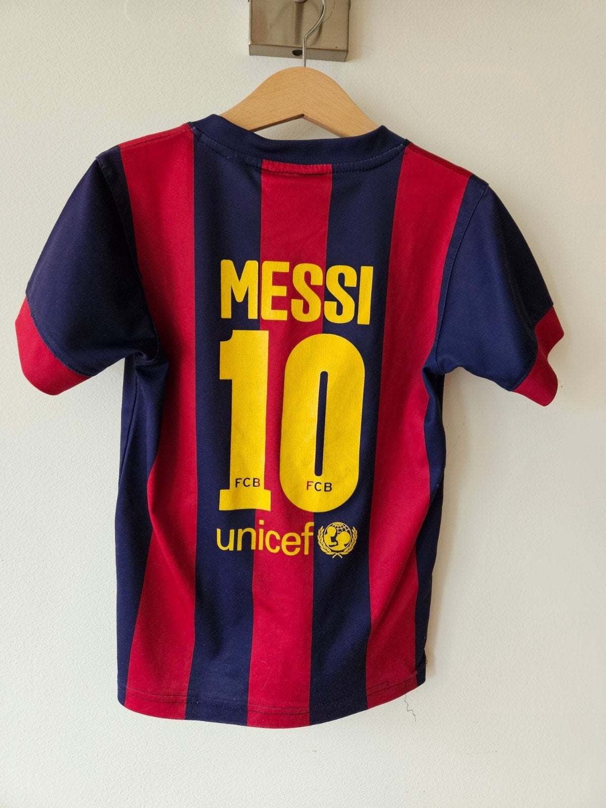 Messi voetbalshirt maat 6, Maat XS of kleiner, Ophalen of Verzenden, Zo goed als nieuw, Shirt