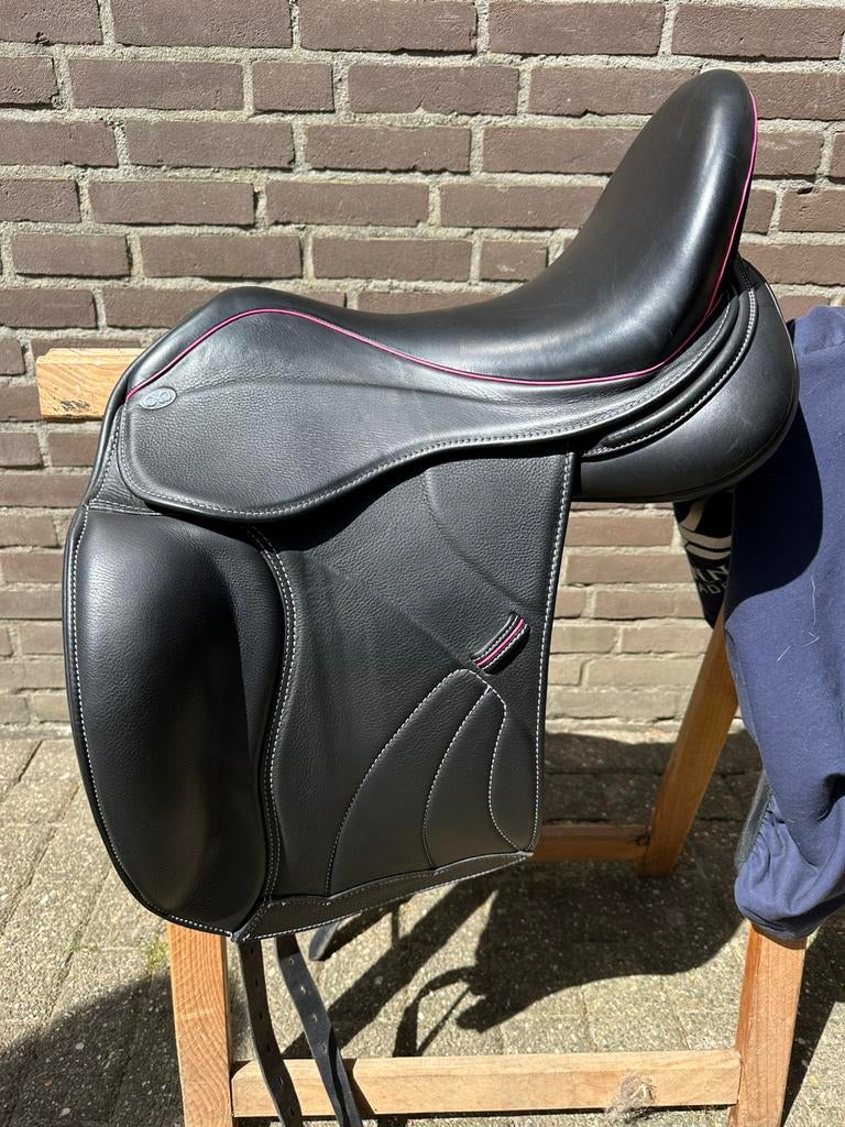 Gediplomeerde zadelpasser Limburg, Noord-Brabant en België, Dieren en Toebehoren, Paarden en Pony's | Zadels, Ophalen, Zo goed als nieuw