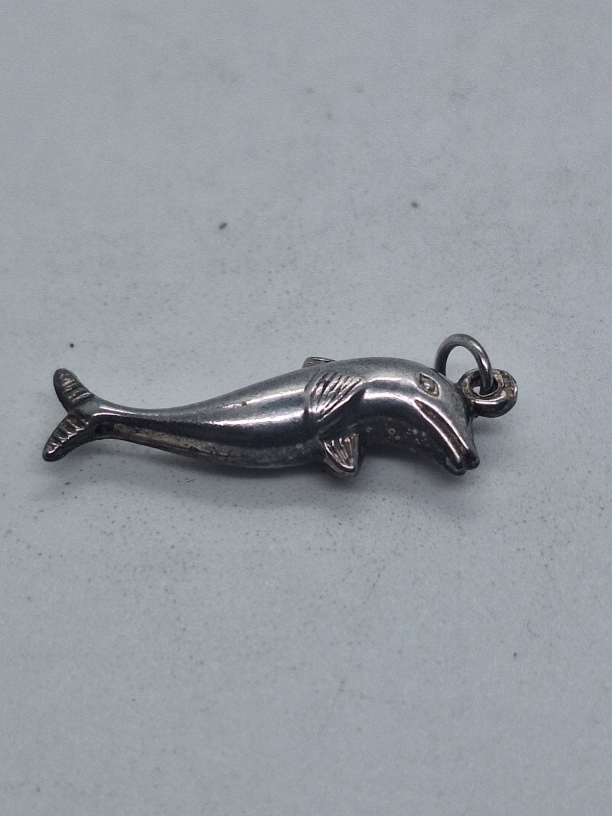 Zilveren dolfijn hanger - 3 cm, Gebruikt, Ophalen of Verzenden, Zilver, Dier