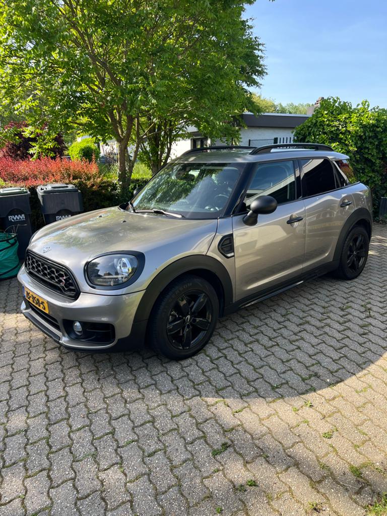 Mini Countryman 1.5 102pk 2019 Grijs, Auto's, Countryman, 75 €/maand, Handgeschakeld, Particulier