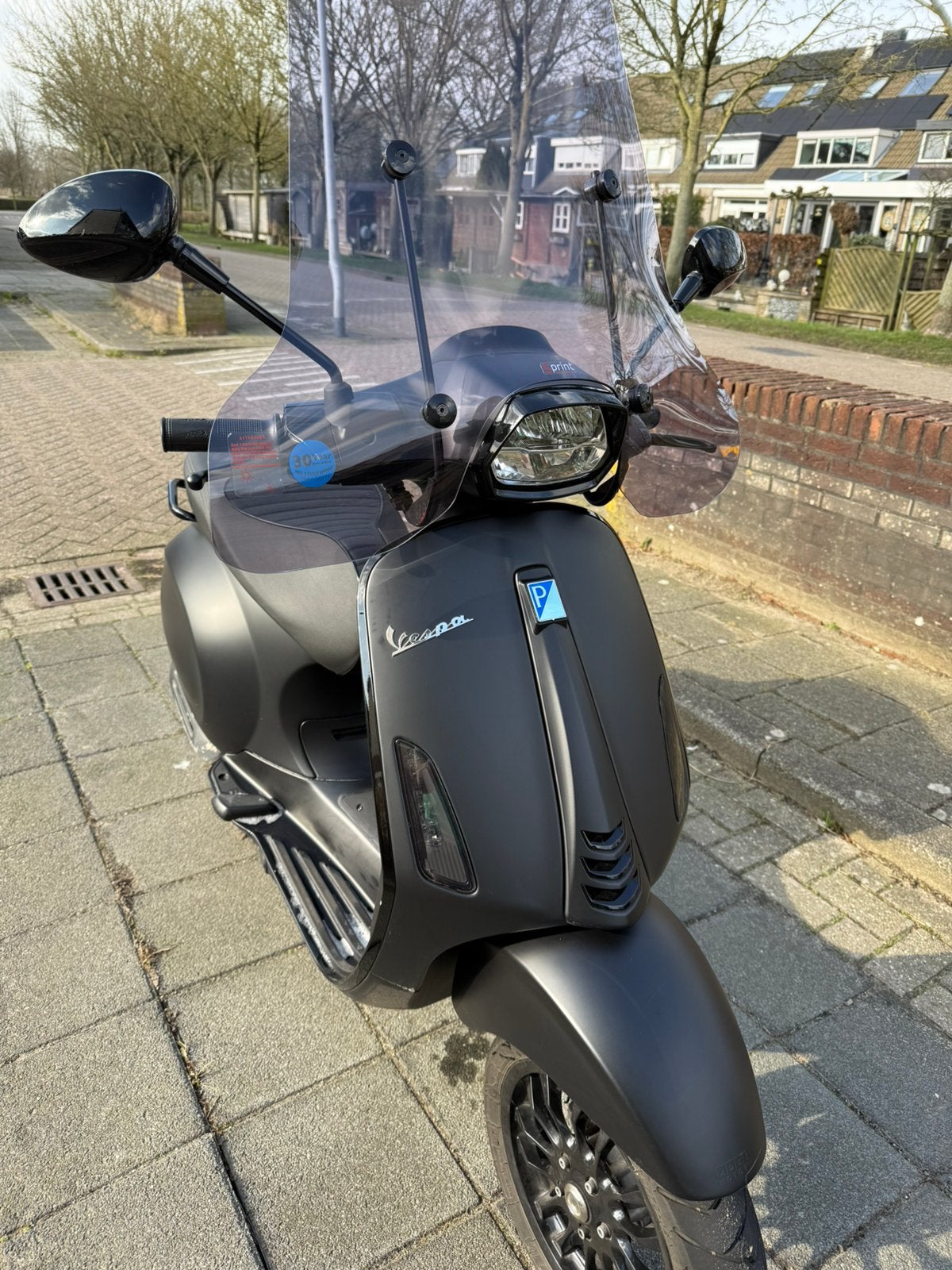 Vespa Sprint Notte, Ophalen, Maximaal 45 km/u, Vespa S, Zo goed als nieuw