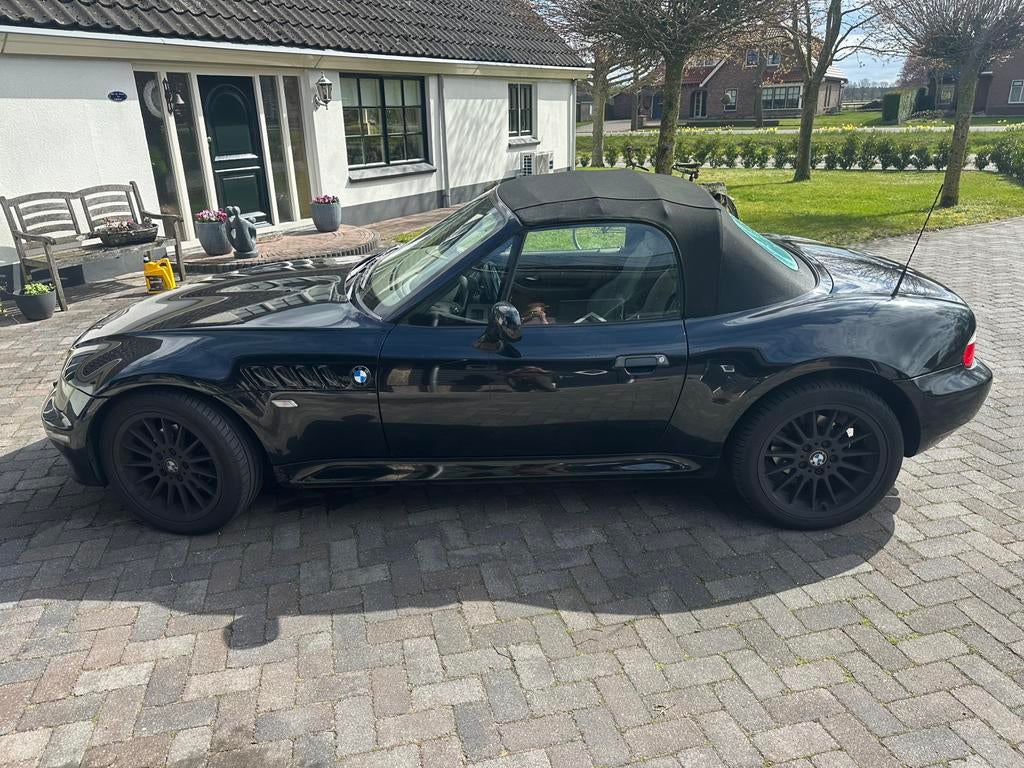 BMW Z3 1.9 I Roadster 2002 Zwart, Auto's, BMW, 13 km/l, 118 pk, 4 cilinders, Cabriolet