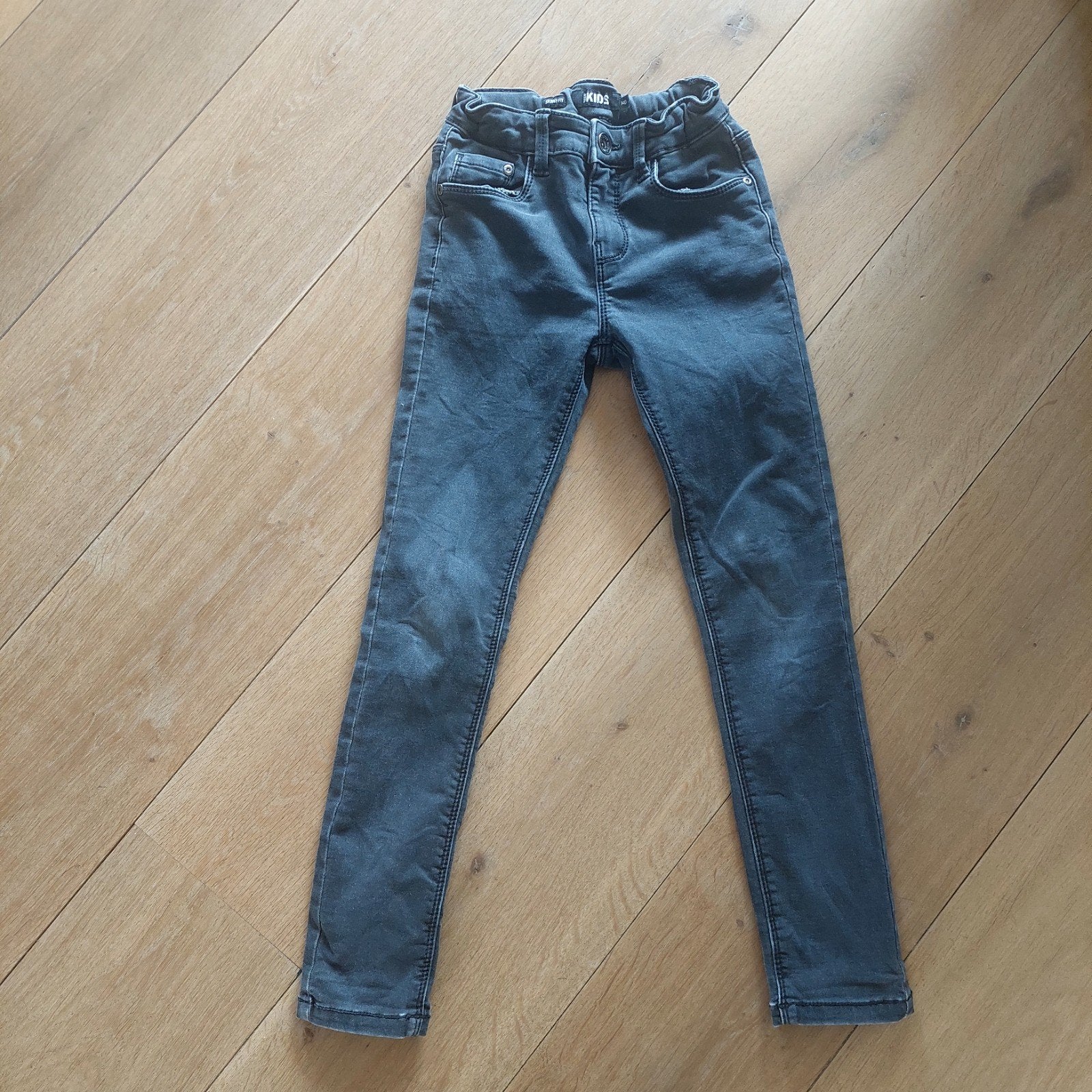 mt 140 skinny fit jeans, jongen, izgs, Ophalen of Verzenden, Zo goed als nieuw, Jongen, Broek
