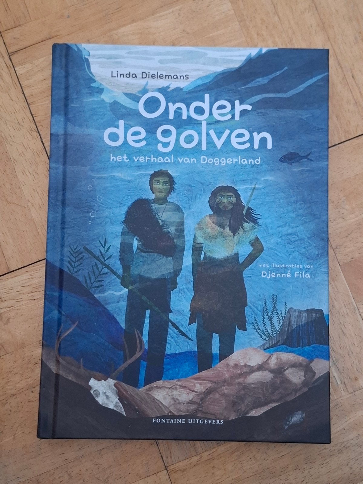 Onder de golven: Het verhaal van Doggerland -Linda Dielemans, Ophalen of Verzenden, Zo goed als nieuw, Linda Dielemans, Nederland