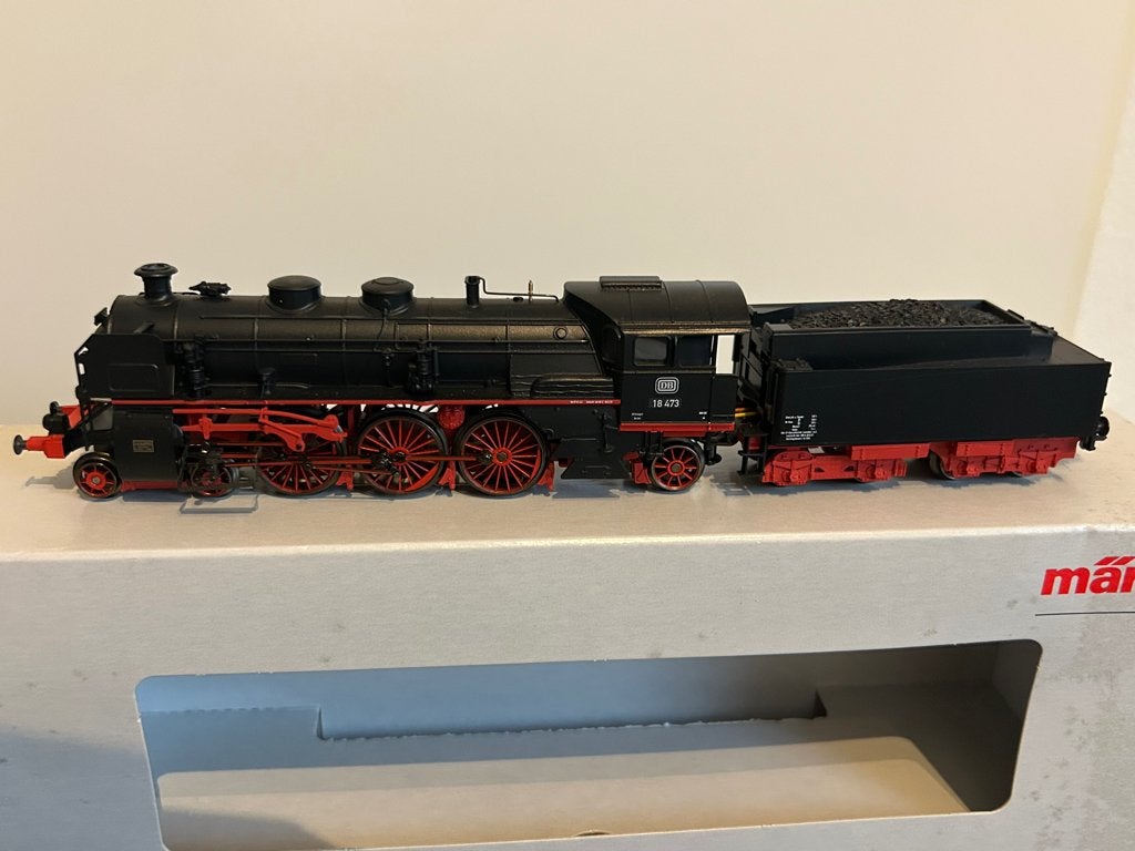 Märklin H0 Stoomlocomotief BR 18.4 DB Tijdperk III, Wisselstroom, Locomotief, Ophalen of Verzenden, Zo goed als nieuw