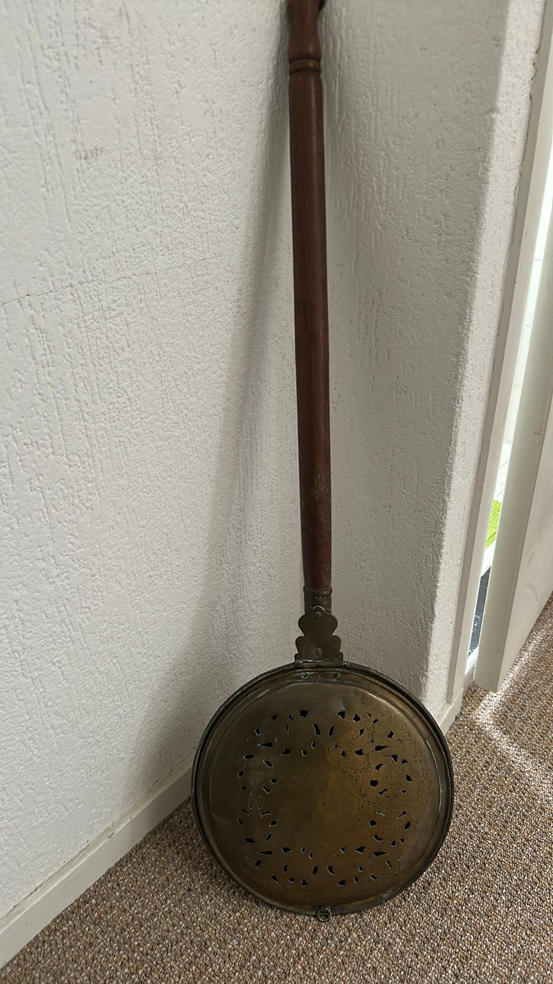 Antieke bedpan, Ophalen