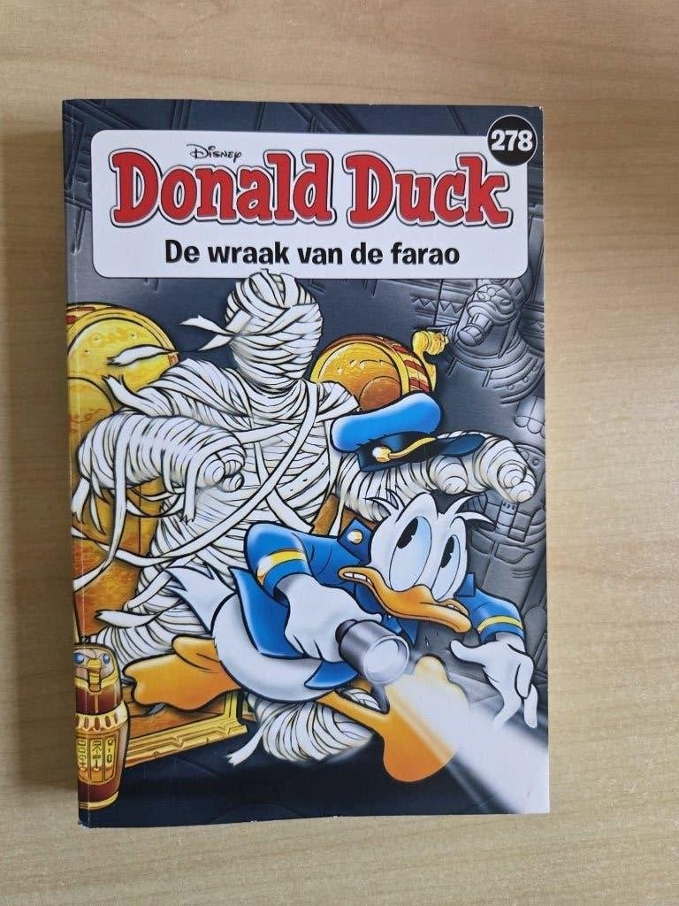 4 Donald Duck pockets, Boeken, Europa, Ophalen of Verzenden, Zo goed als nieuw, Meerdere comics