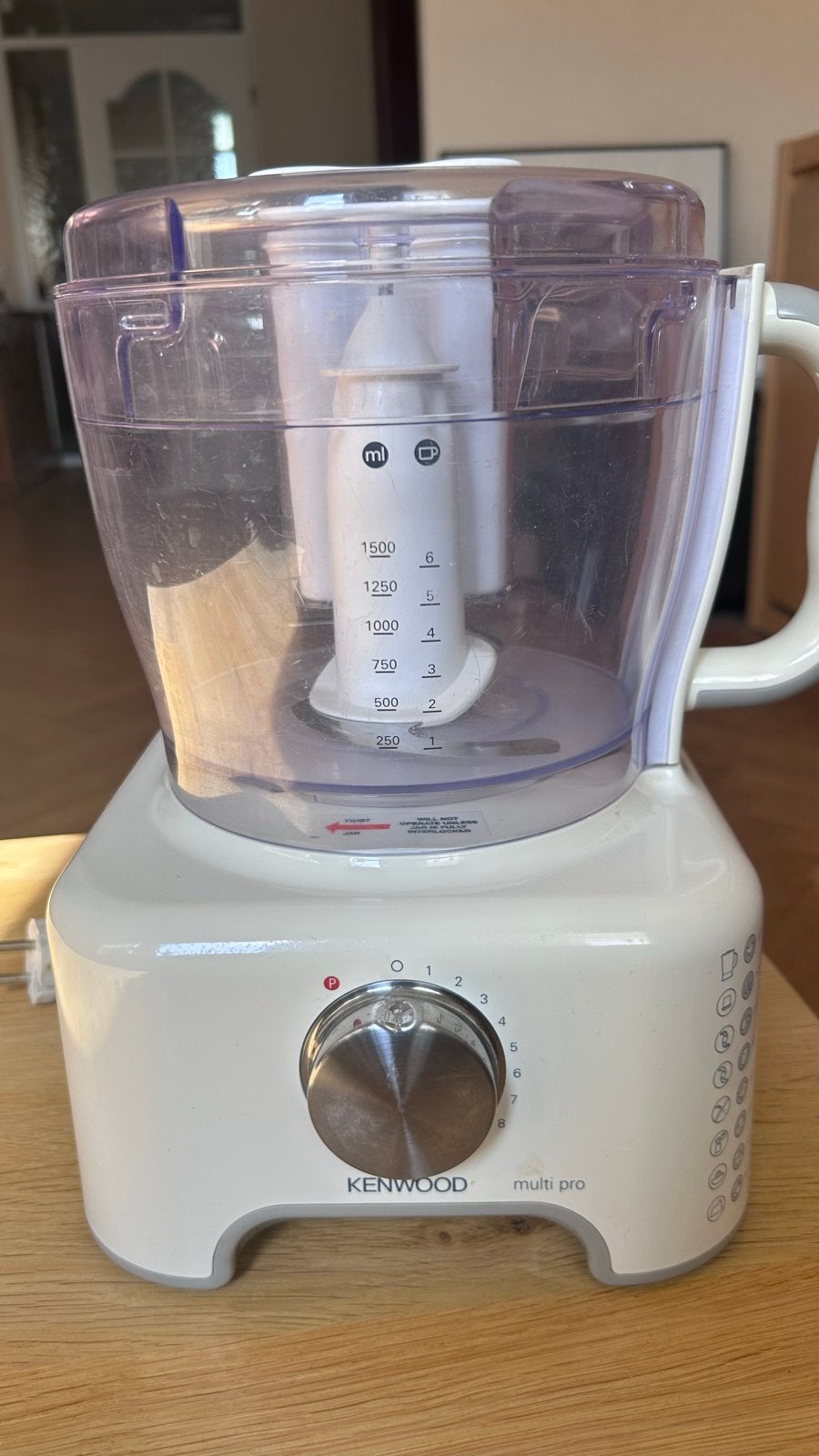 Kenwood Multi Pro foodprocessor met veel accessoires, Gebruikt, 3 snelheden of meer, Ophalen of Verzenden, 2 tot 3 liter