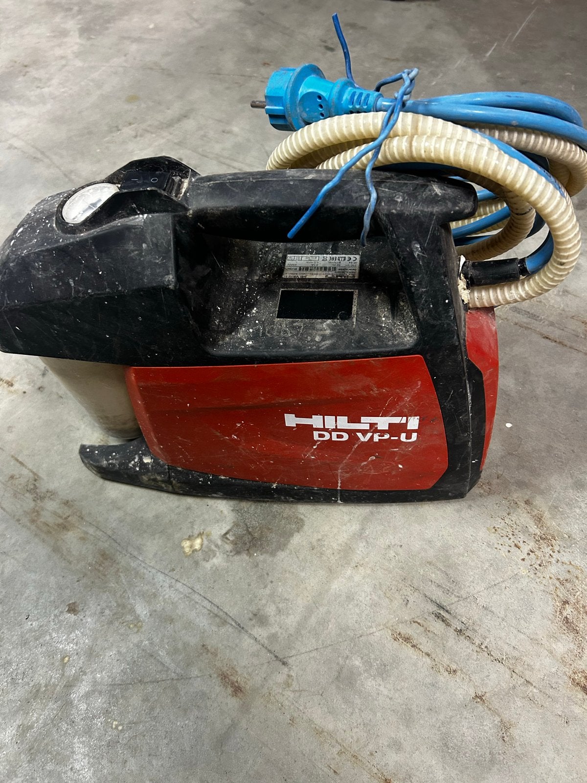 Hilti DD VP-U Vacuümpomp en DD-ST 80-L Boorstandaard, Ophalen