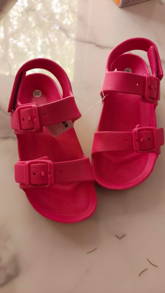 Nieuwe roze sandalen maat 30 voor meisjes, Meisje, Schoenen, Nieuw, Ophalen of Verzenden