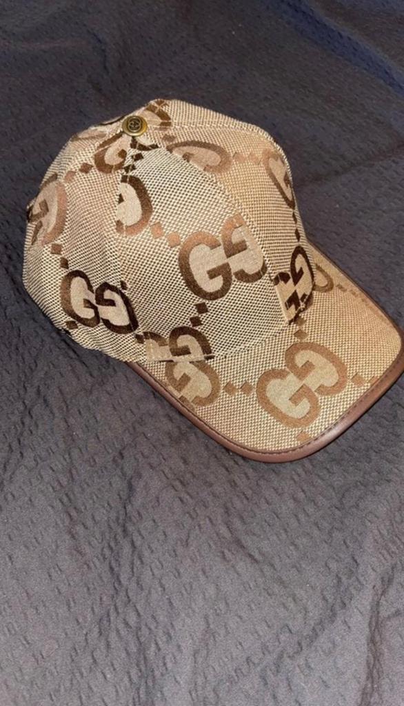 Beige Gucci jumbo pet, Ophalen of Verzenden, Zo goed als nieuw, One size fits all
