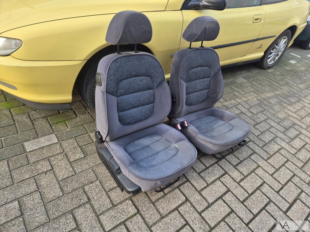 Peugeot 406 coupe 1997 -2005 stoel KANTELT GOED links rechts, Auto-onderdelen, Interieur en Bekleding, Gebruikt, -, -, Ophalen of Verzenden