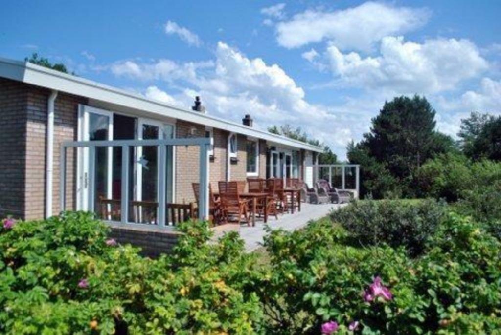Vakantiehuis Ameland, op loopafstand van strand, zee en bos., 8 personen, 4 of meer slaapkamers, Open haard, Waddeneilanden