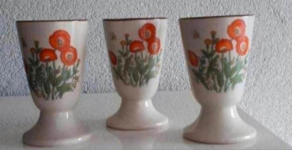 Drie Wildflower Bekers, Huis en Inrichting, Keuken | Servies, Zo goed als nieuw, Kop(pen) en/of Schotel(s), Overige stijlen, Ophalen of Verzenden