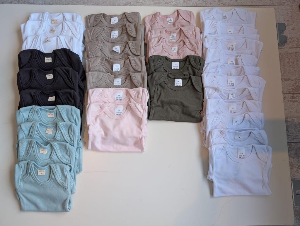 33 uni rompertjes mt 62 en 68 Nieuw!, Kinderen en Baby's, Babykleding | Baby-kledingpakketten, Nieuw, Maat 68, Ophalen of Verzenden
