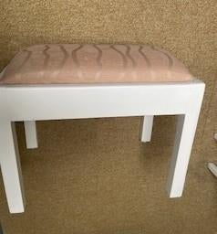 Voetenbank eiken wit geschilderd beige bekleding, Ophalen, 50 tot 75 cm, Rechthoekig, 50 tot 75 cm