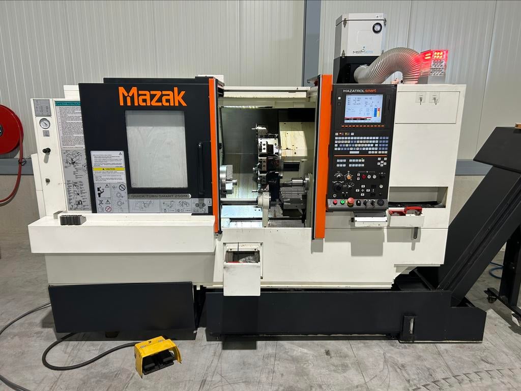 Foto 2 van Mazak Quick Turn Smart 250M