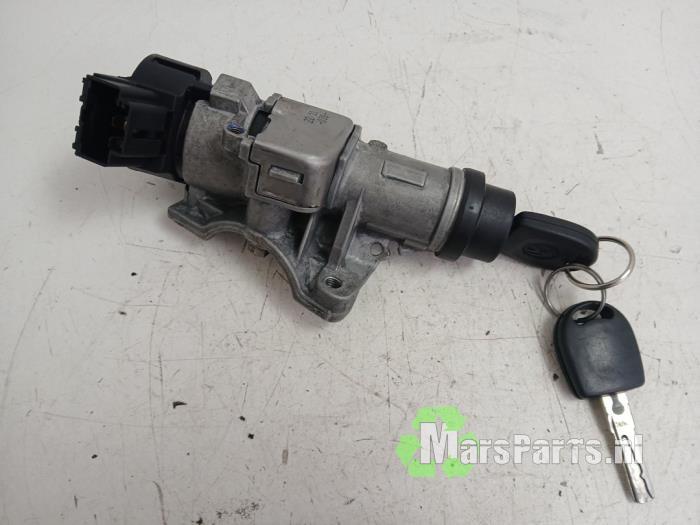 Kontaktslot + Sleutel van een Volkswagen Polo, Gebruikt, -, Volkswagen, -