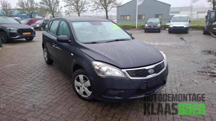 Portier 4Deurs rechts-voor van een Kia Ceed, -, Deur, -, Ophalen of Verzenden