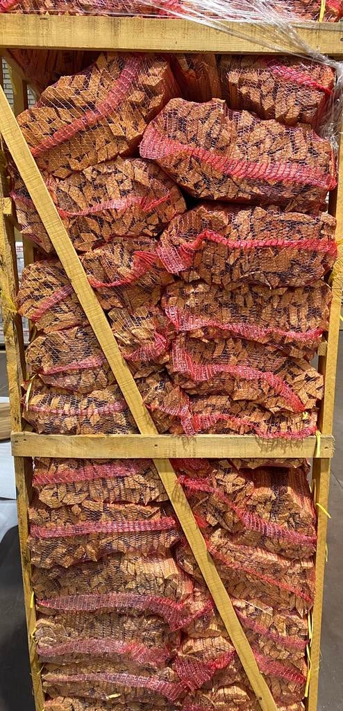 Aanbieding: Aanmaakhout in zak – 2+1 gratis, Minder dan 3 m³, Ophalen