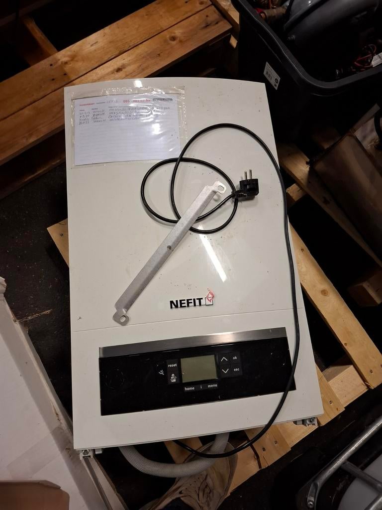 Nefit Trendline ketel, Doe-het-zelf en Verbouw, Gebruikt, 20 tot 100 liter, Aardgas, Onbekend