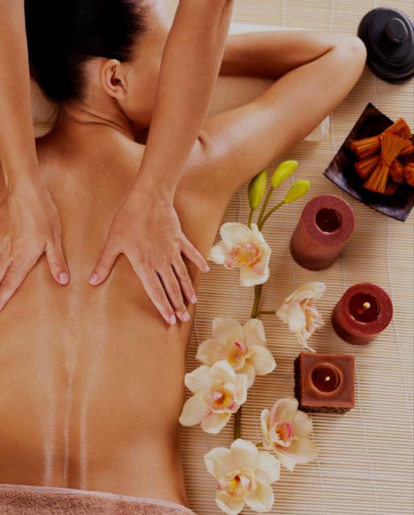 Therapeutic Thai Massage By Karina Essence & Waxing, Stoelmassage