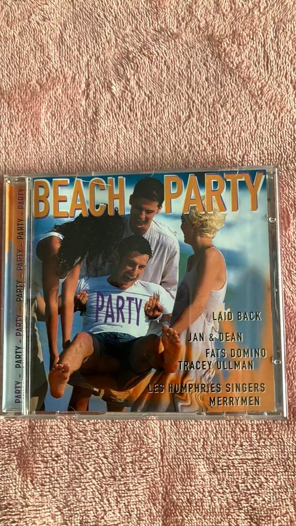 Beach party, Ophalen of Verzenden, Zo goed als nieuw