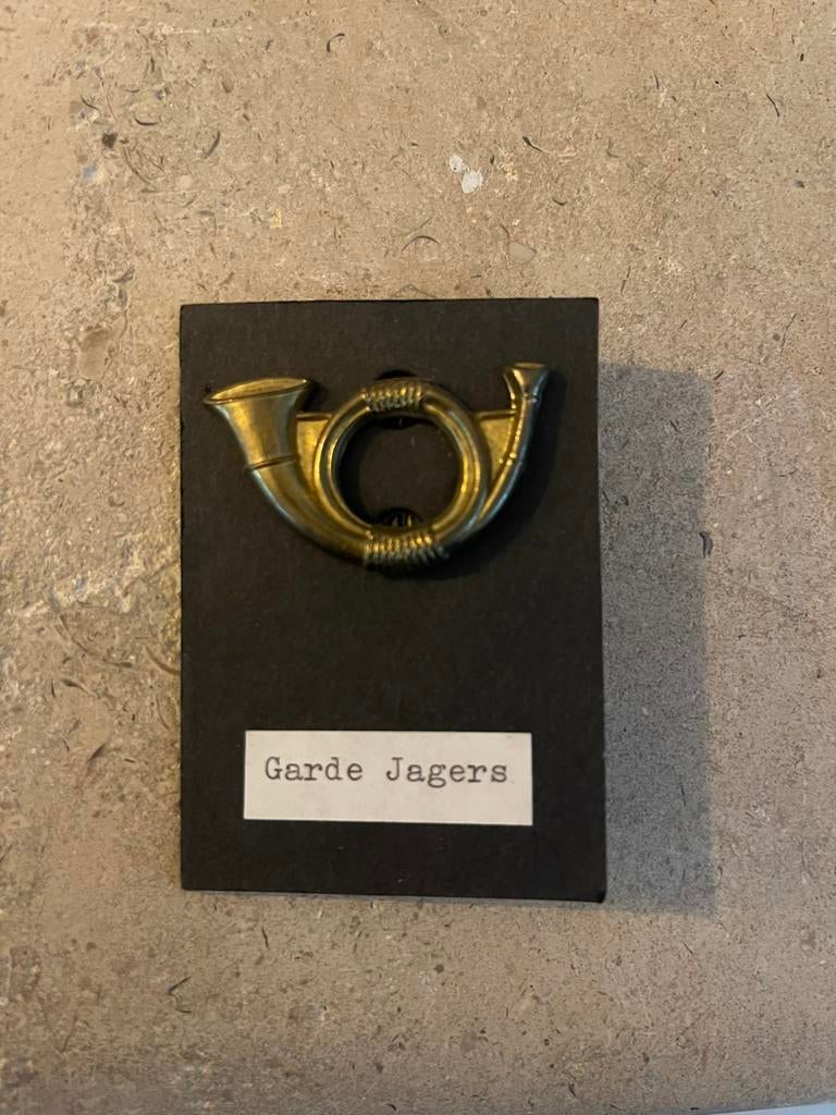 Garde jagers setje emblemen, Ophalen of Verzenden, Landmacht, Nederland, Embleem of Badge