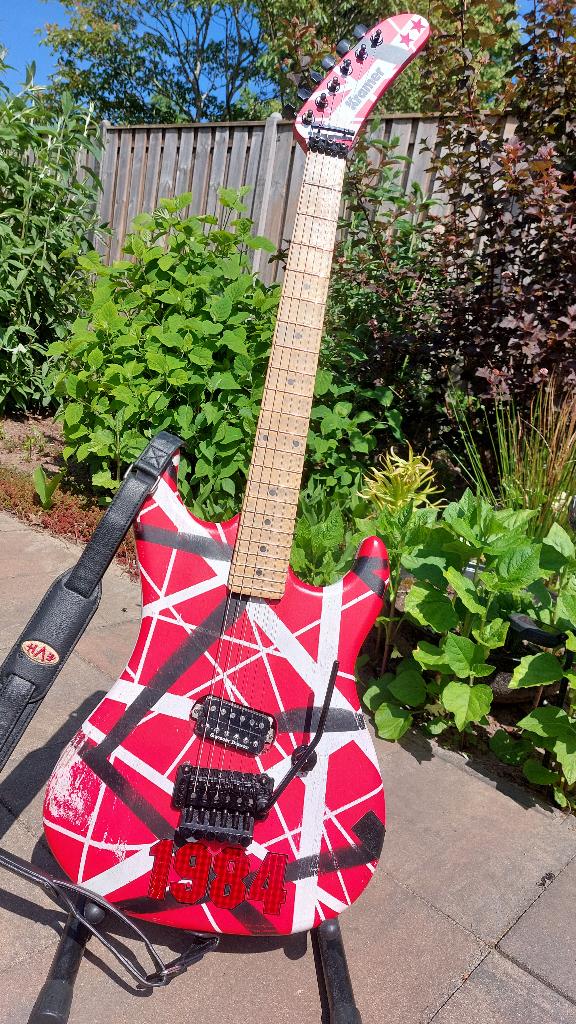 5150/1984 EVH Kramer replica, Muziek en Instrumenten, Snaarinstrumenten | Gitaren | Elektrisch, Zo goed als nieuw, Solid body