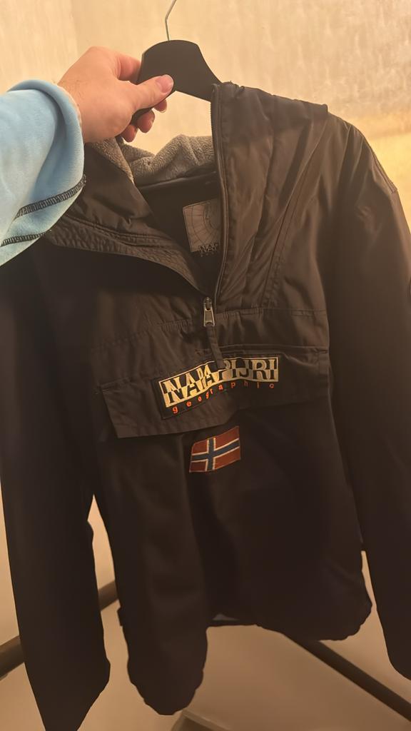 Napapijri jas donkerblauw nieuw, Ophalen of Verzenden, Zo goed als nieuw, Maat 52/54 (L), Blauw