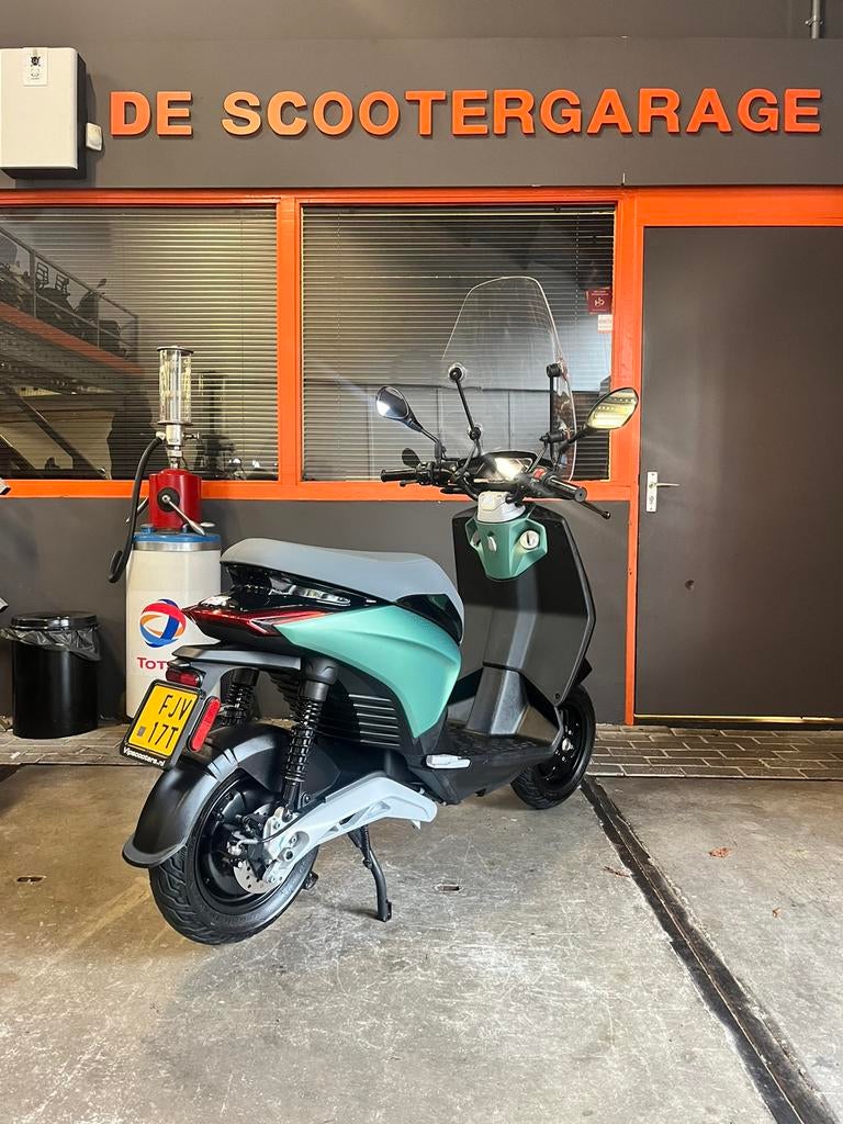 Piaggio One + brom 45km 2021 Demo, Ophalen, Gebruikt, Overige modellen, Piaggio