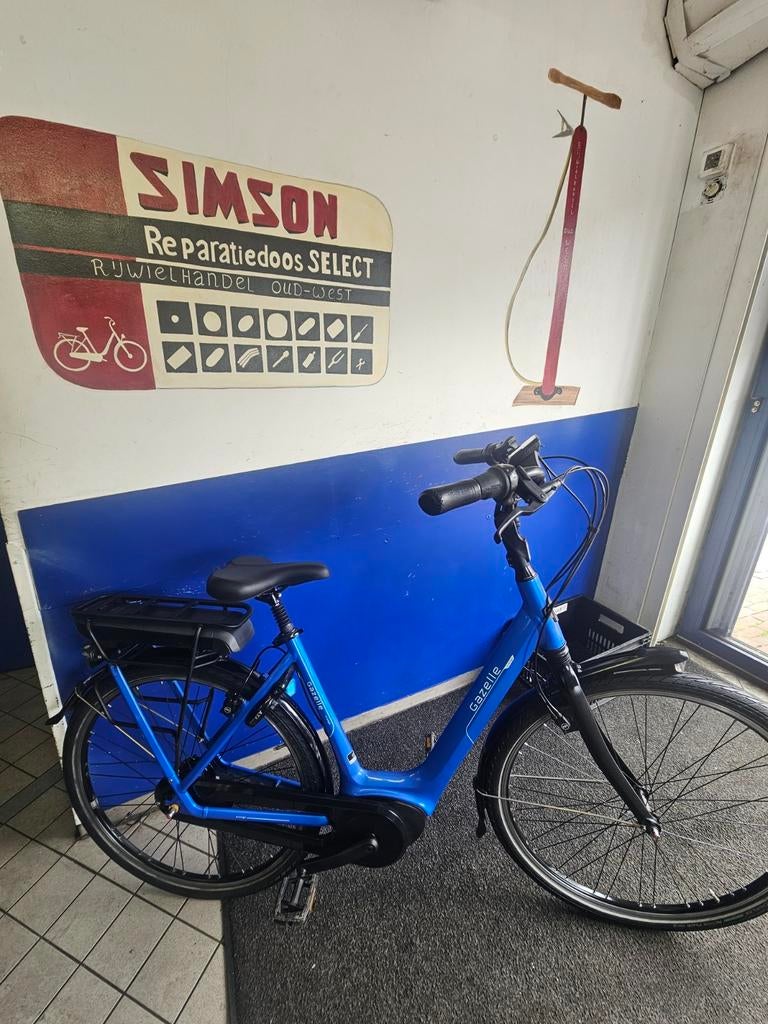 Foto 9 van 350 tweedehands fietsen op voorraad v.a 99 euro!!
