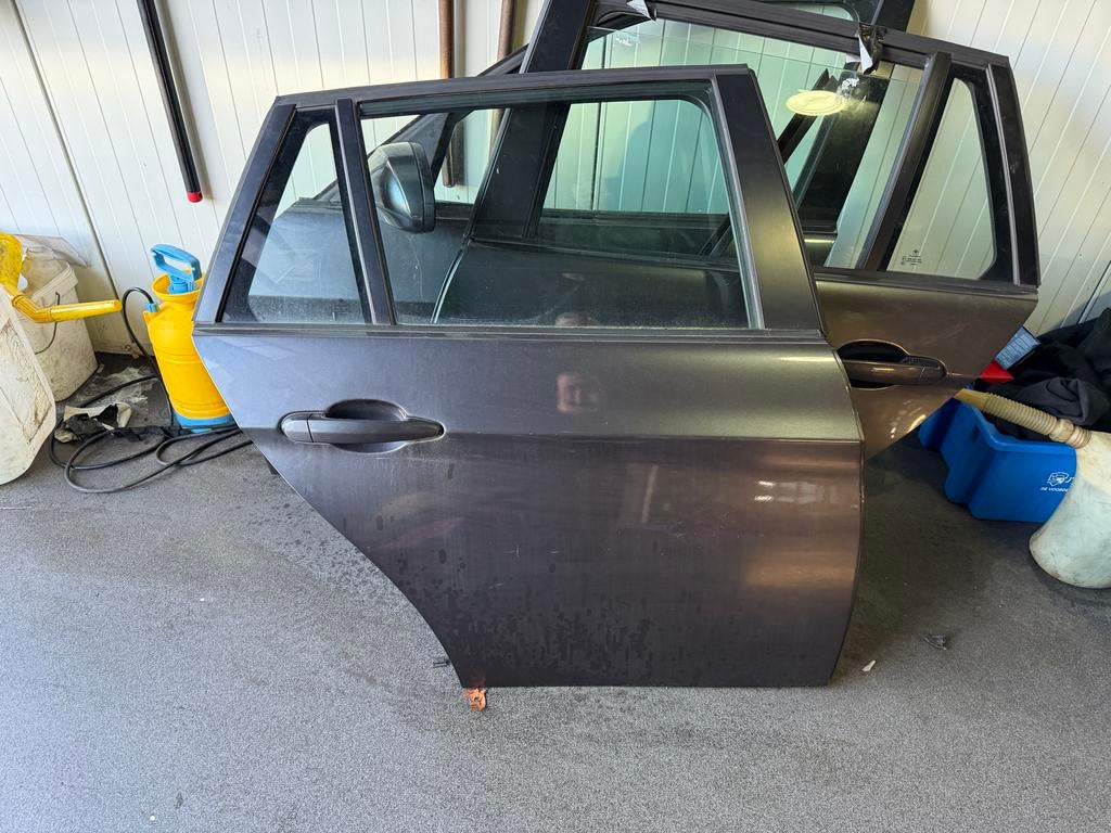 BMW E91 Deuren A22 Sparkling Graphite - Kale Deuren, Gebruikt, Ophalen of Verzenden, BMW, Voor