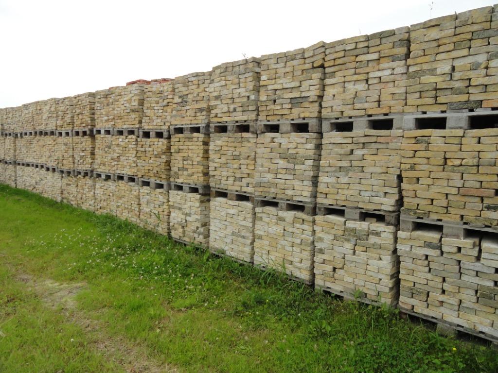 Partijen oude Waalformaat gele Friese metsel steen 22x5cm., Doe-het-zelf en Verbouw, Metselstenen, Ophalen, Gebruikt, Bakstenen