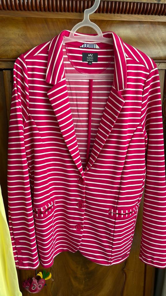 Human nature blazer rood wit mt 42 fijne tricot  stof, Ophalen of Verzenden, Zo goed als nieuw, Maat 42/44 (L), Rood