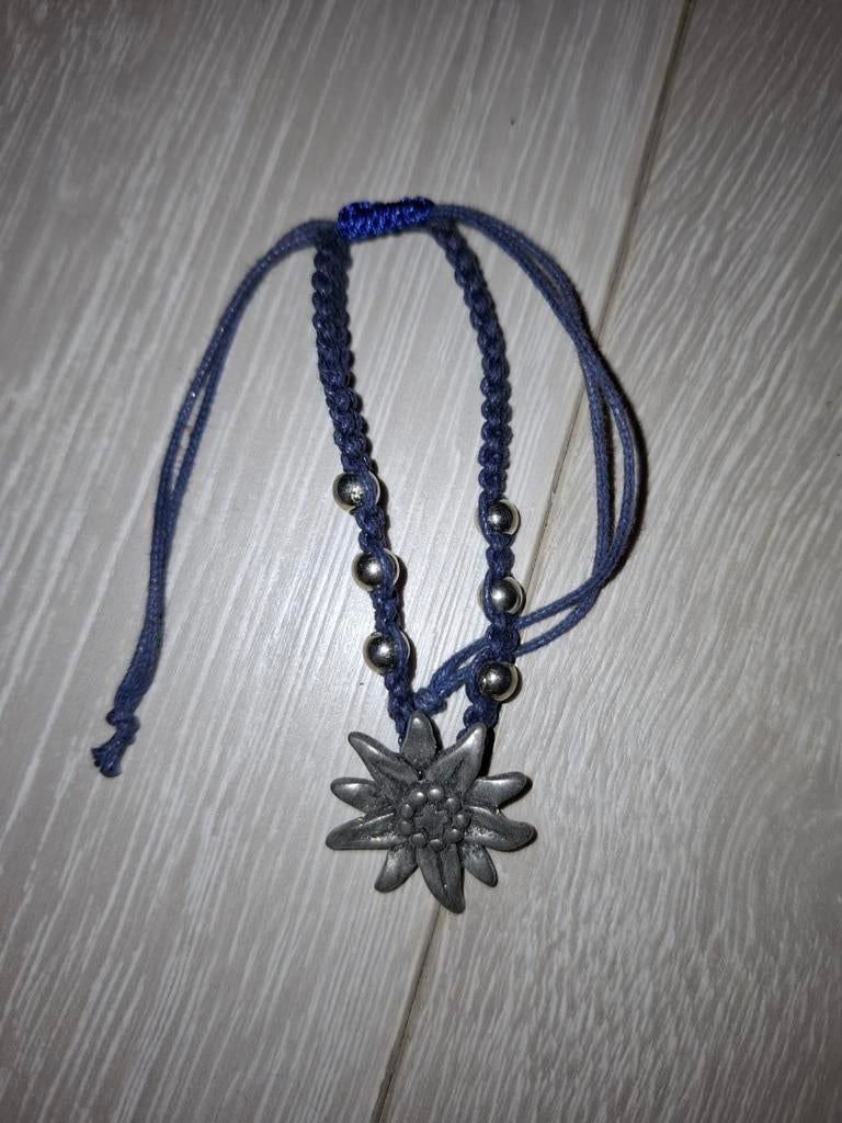 Blauw Edelweiss armband, Kunststof, Verstelbaar, Blauw, Ophalen of Verzenden