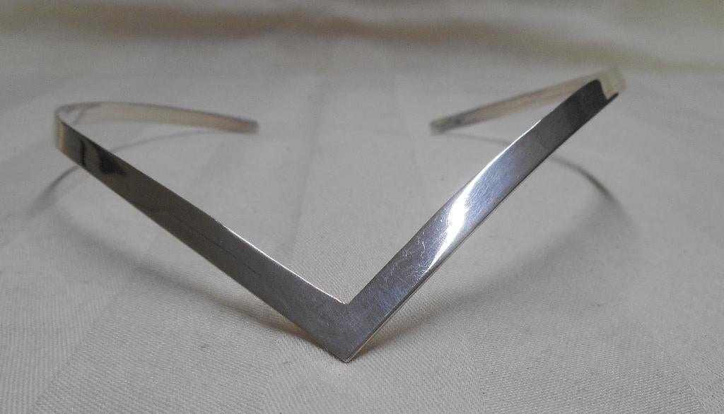 Zilveren vintage V spang nr.1595, Verzenden, Zo goed als nieuw, Zilver, Zilver