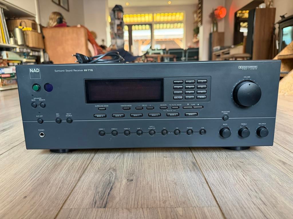 NAD AV-716 Surround Sound Receiver – Vintage (80W+5.1), Gebruikt, 60 tot 120 watt, Ophalen, Overige merken