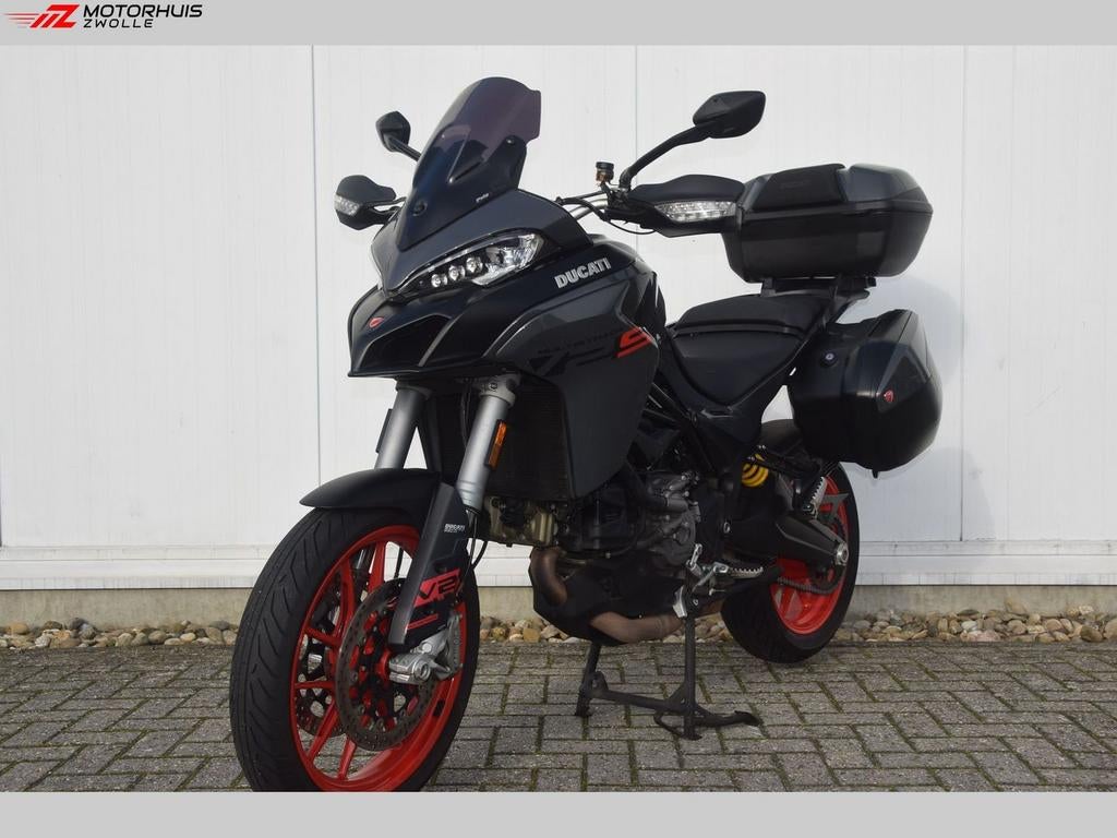 Ducati Multistrada V2S (bj 2022) 3 Koffers, DUCATI, 2 cilinders, Motorrijbewijs A, Bedrijf