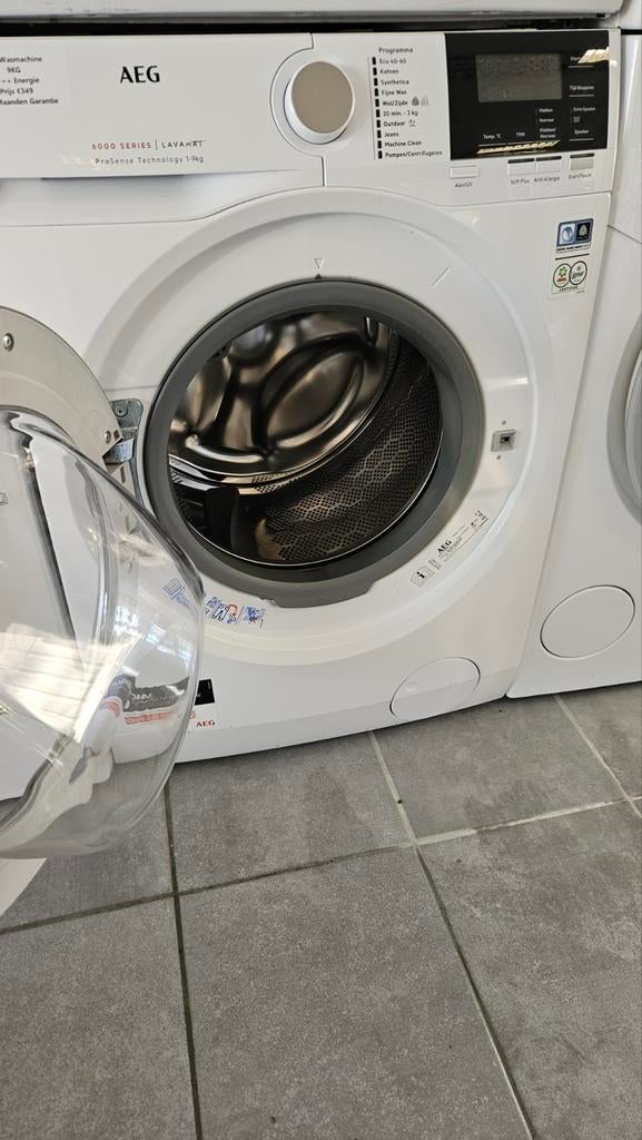 Foto 6 van Prachtige AEG setje Wasmachine/Warmtepomp Droger 9KG