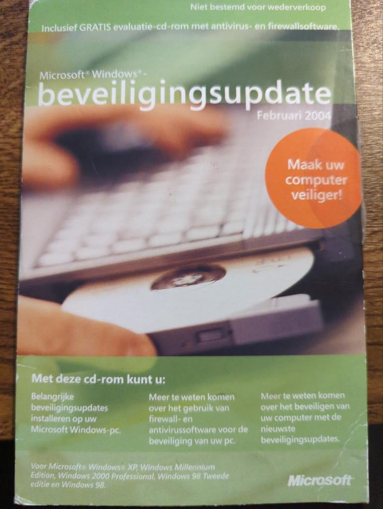 Windows beveiligingsupdate CD februari 2004, Computers en Software, Antivirus- en Beveiligingssoftware, Ophalen of Verzenden, Gebruikt