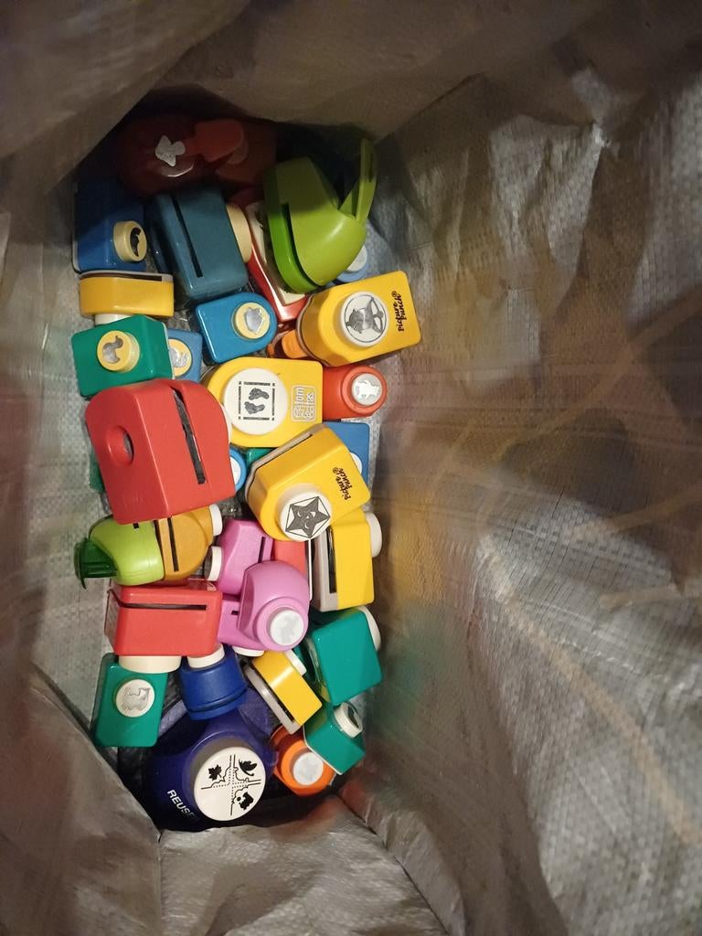 Pons figuren, Ophalen