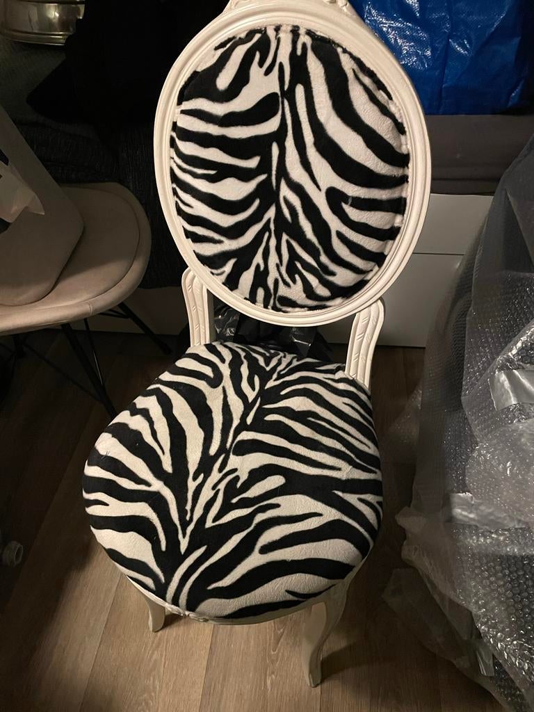 Leuk Barok Stoeltje met Zebraprint, Huis en Inrichting, Stoelen, Ophalen, Gebruikt, Zwart, Eén