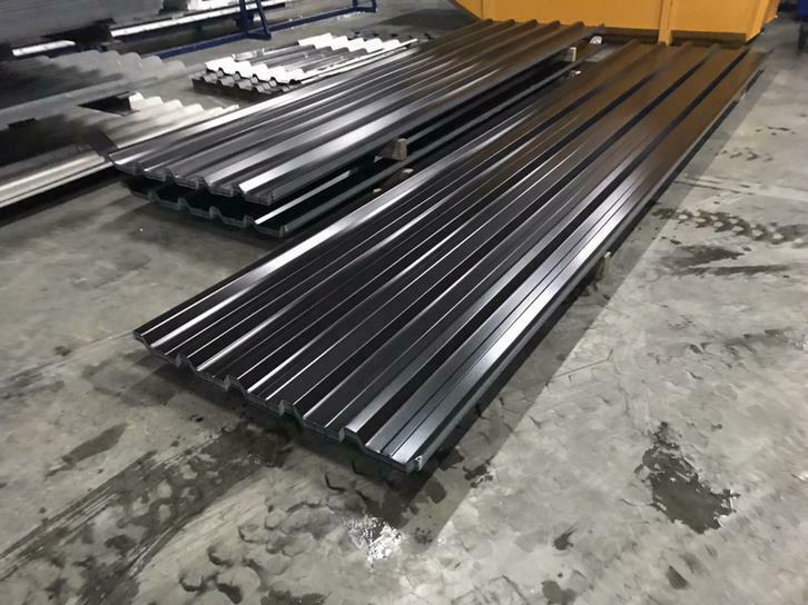 Restpartijen damwandplaten dakplaten antraciet en zwart., Doe-het-zelf en Verbouw, Platen en Panelen, Ophalen, Nieuw, Overige materialen