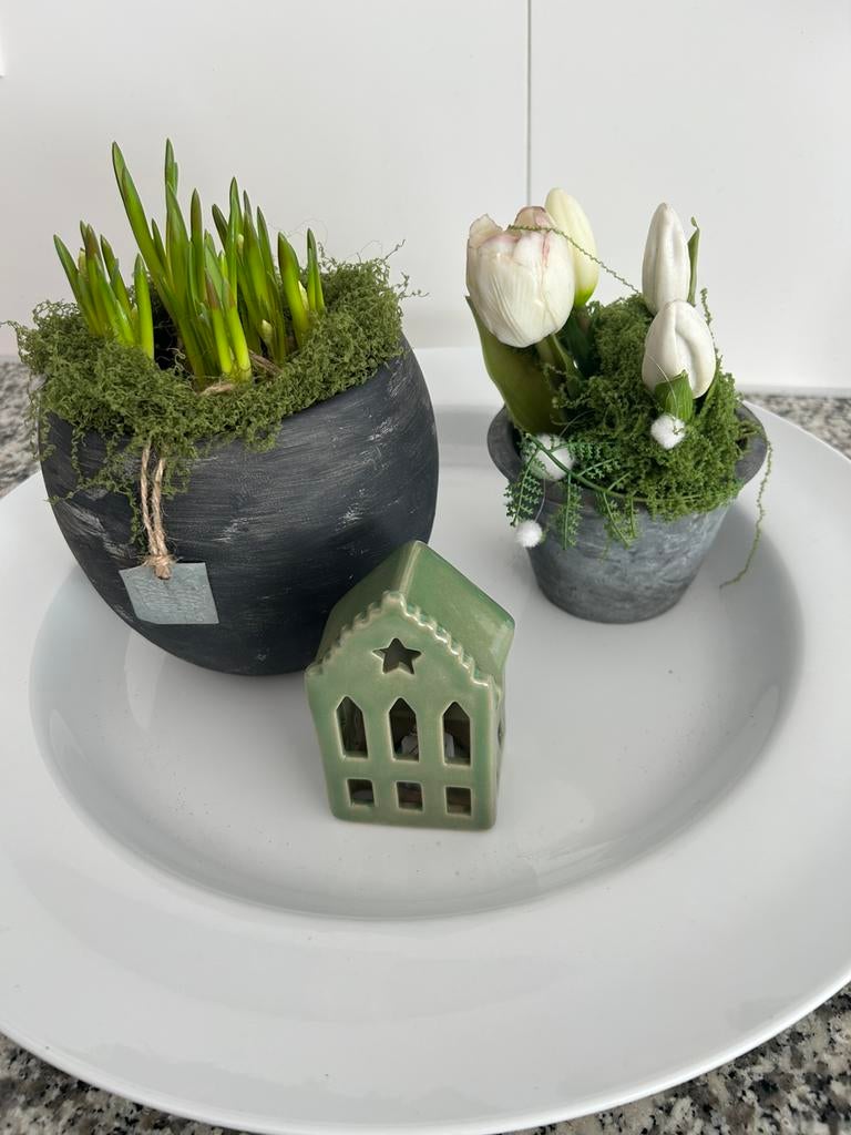 Mooie witte schaal zonder de decoratie landelijk herl mooi, Huis en Inrichting, Ophalen of Verzenden, Zo goed als nieuw, Rond