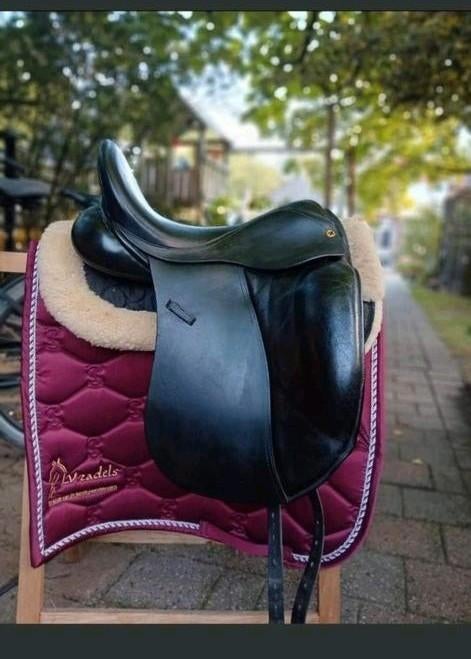 Anatomica Octant G2 17 inch fit 5 wijd zwart dressuur, Dieren en Toebehoren, Paarden en Pony's | Zadels, Ophalen of Verzenden