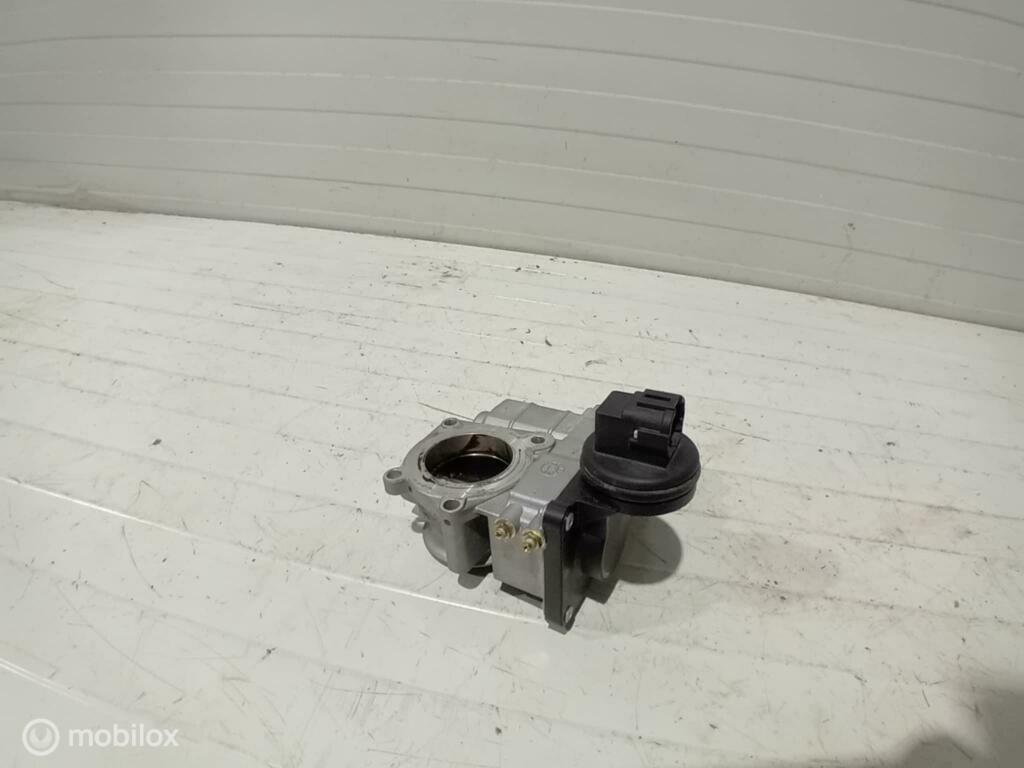 Gasklep huis Nissan Micra SERA57602, Gebruikt, Ophalen of Verzenden